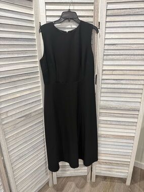 Ann Taylor Black Sleeveless Midi Dress